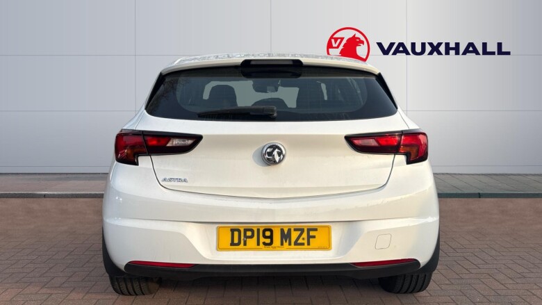 Vauxhall Astra 1.4T 16V 150 SRi 5dr Petrol Hatchback